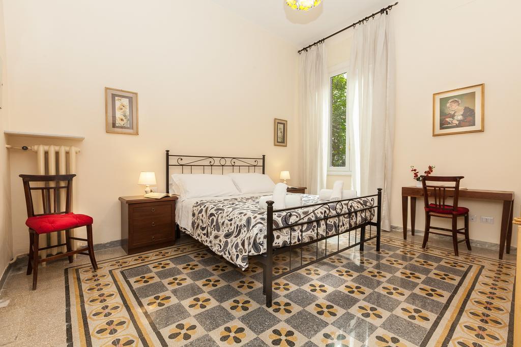 Betty Holiday Valadier Roma Exterior foto